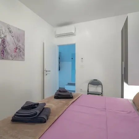 Apartment Four Seasons Pula